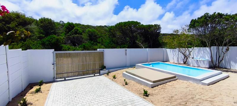 2 Bedroom Property for Sale in Kleinkrantz Western Cape